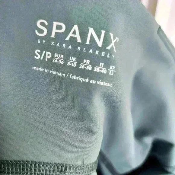 Spanx Light Green Leggings - Picture 5 of 7